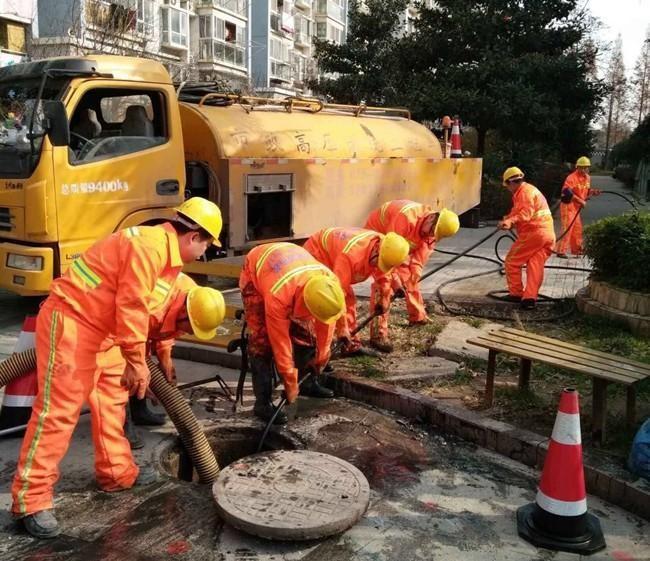 万江市政管道清淤