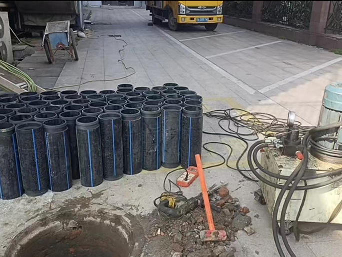 万江PE置换管厂家 DN315置换管 非开挖管短管置换